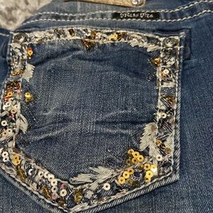 Miss Me signature boot cut size 28